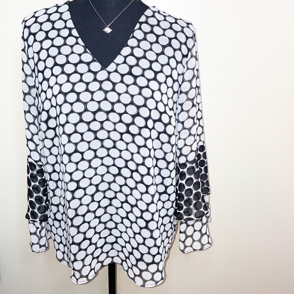 Calvin Klein polka dot ruffle sleeve blouse - Picture 1 of 10